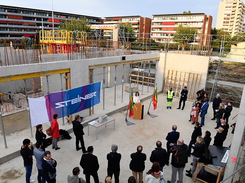 Ecole du Plateau: cérémonie de la pose de la première pierre