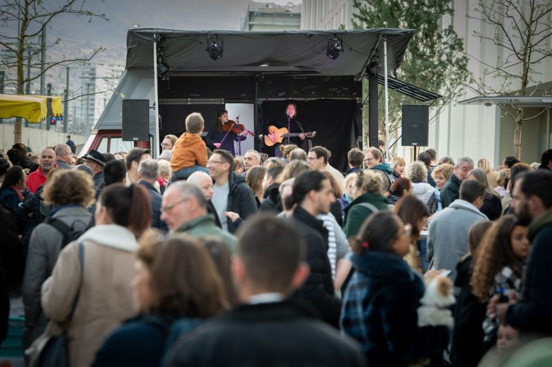 Inauguration du marché de Pont-Rouge 