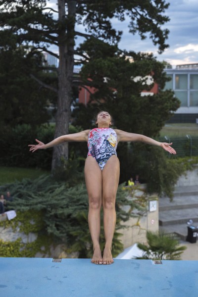 Lancy Cliff Diving en images