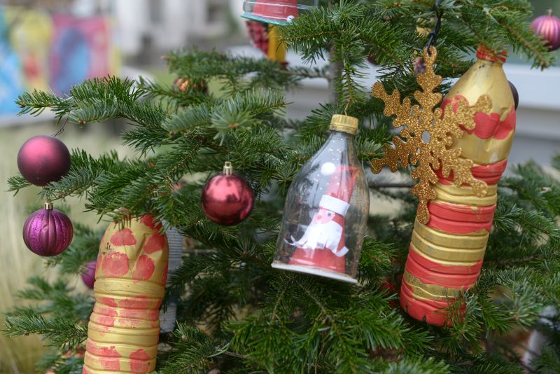 Sapins de Noël 2023 dans Lancy en images