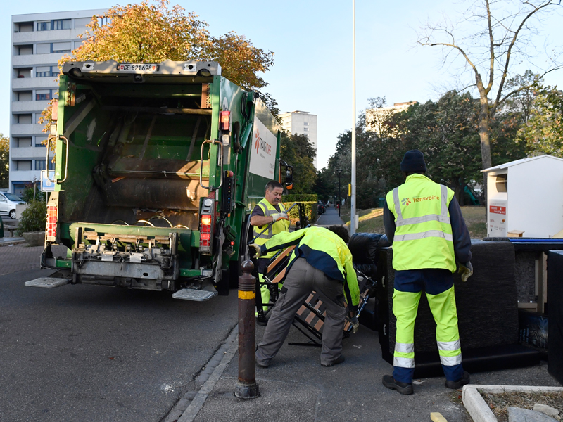 Photo: Alain Grosclaude La gestion des déchets à Lancy