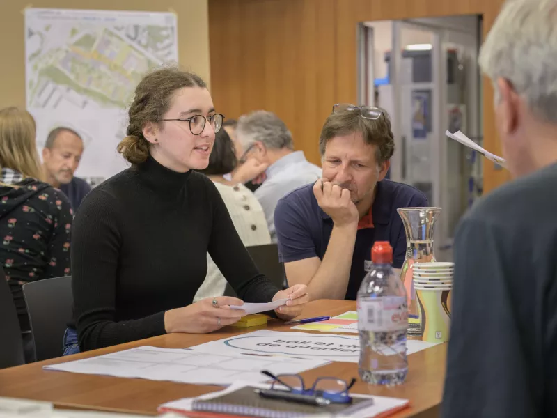 Présentation des premières réflexions des équipes, pour l'élaboration du quartier Chapelle-Gui - en images