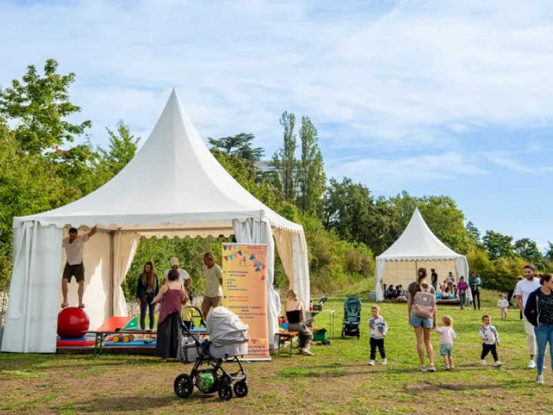 Les chapiteaux enchantés en images