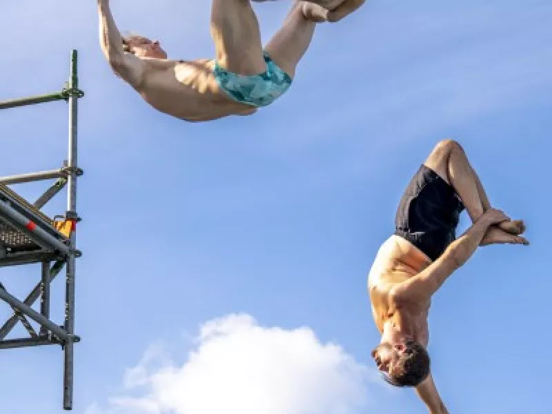 Lancy Cliff Diving en images