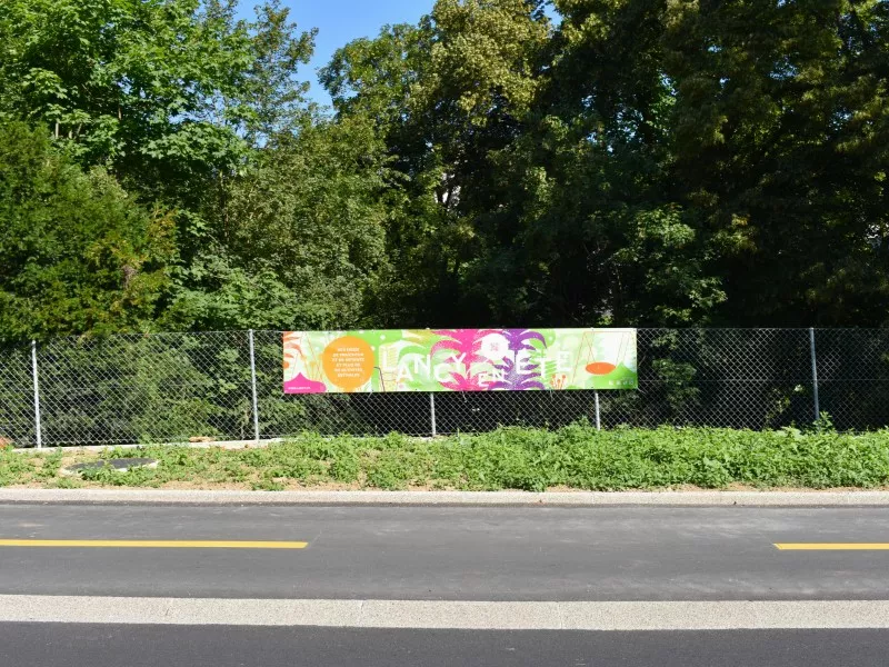 Banderoles, enseignes, affichage et panneaux de chantier